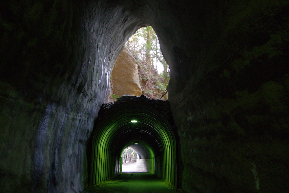 図8　二階建てトンネル.jpg